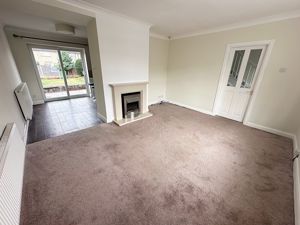 Lounge- click for photo gallery